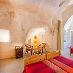 Le Dodici Lune 4* Matera