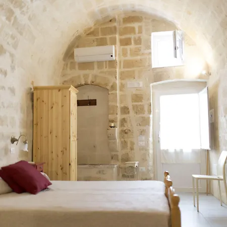 Le Dodici Lune Guest house