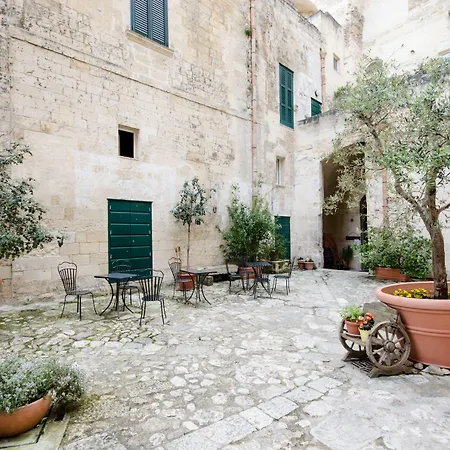 Le Dodici Lune 4* Matera