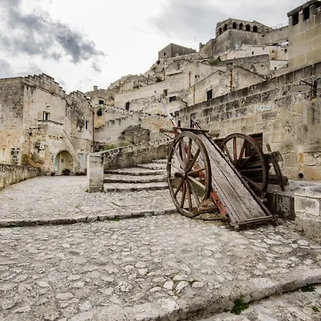 Le Dodici Lune Matera